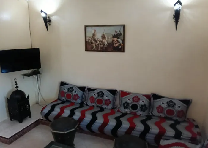 Au Centre,Charmant Appartement Dans Un Quartier Chic Et Calme, Tres Bon Emplacement